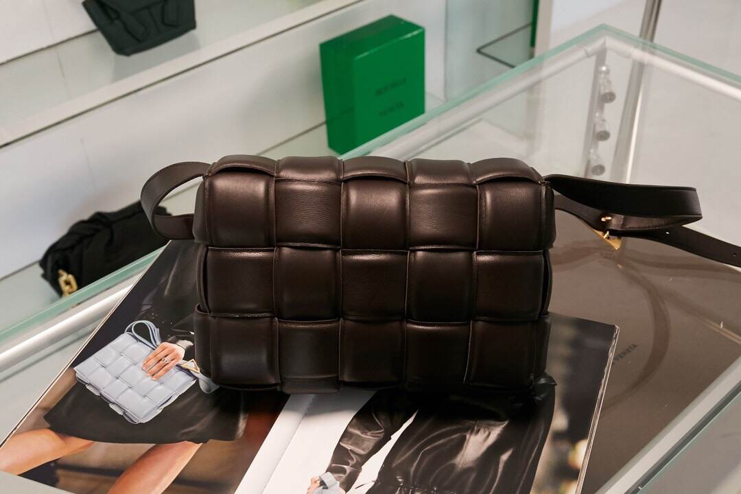 21033159_detail_1
