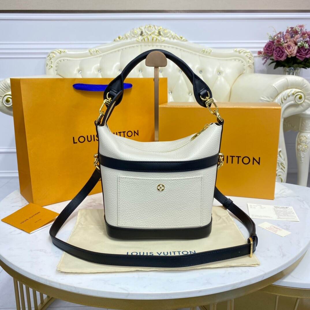21051232_detail_2
