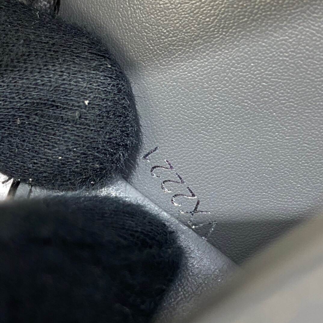21100532_detail_7