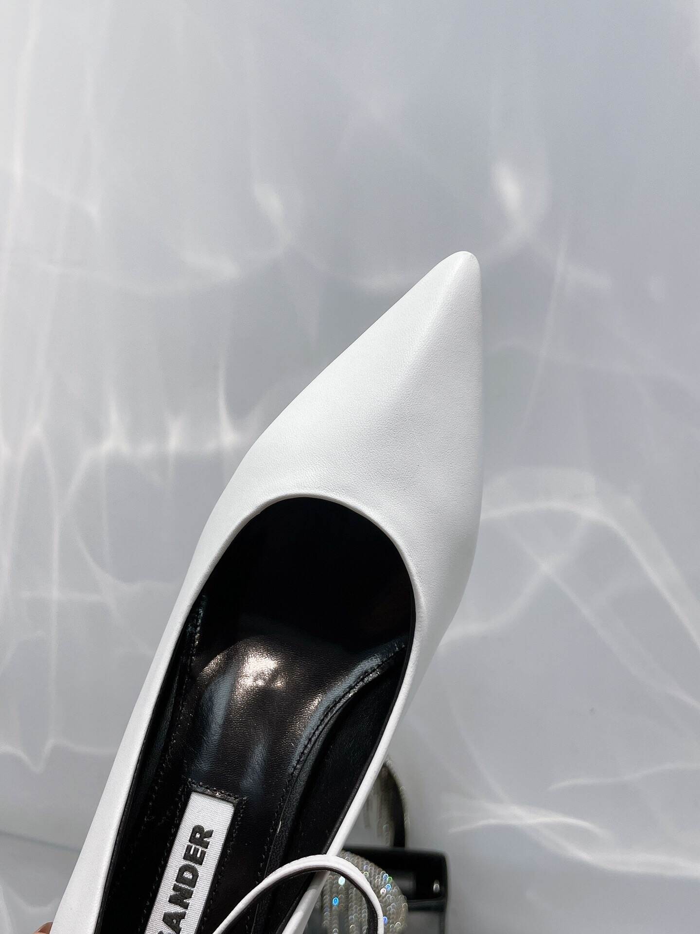 211006128_detail_8