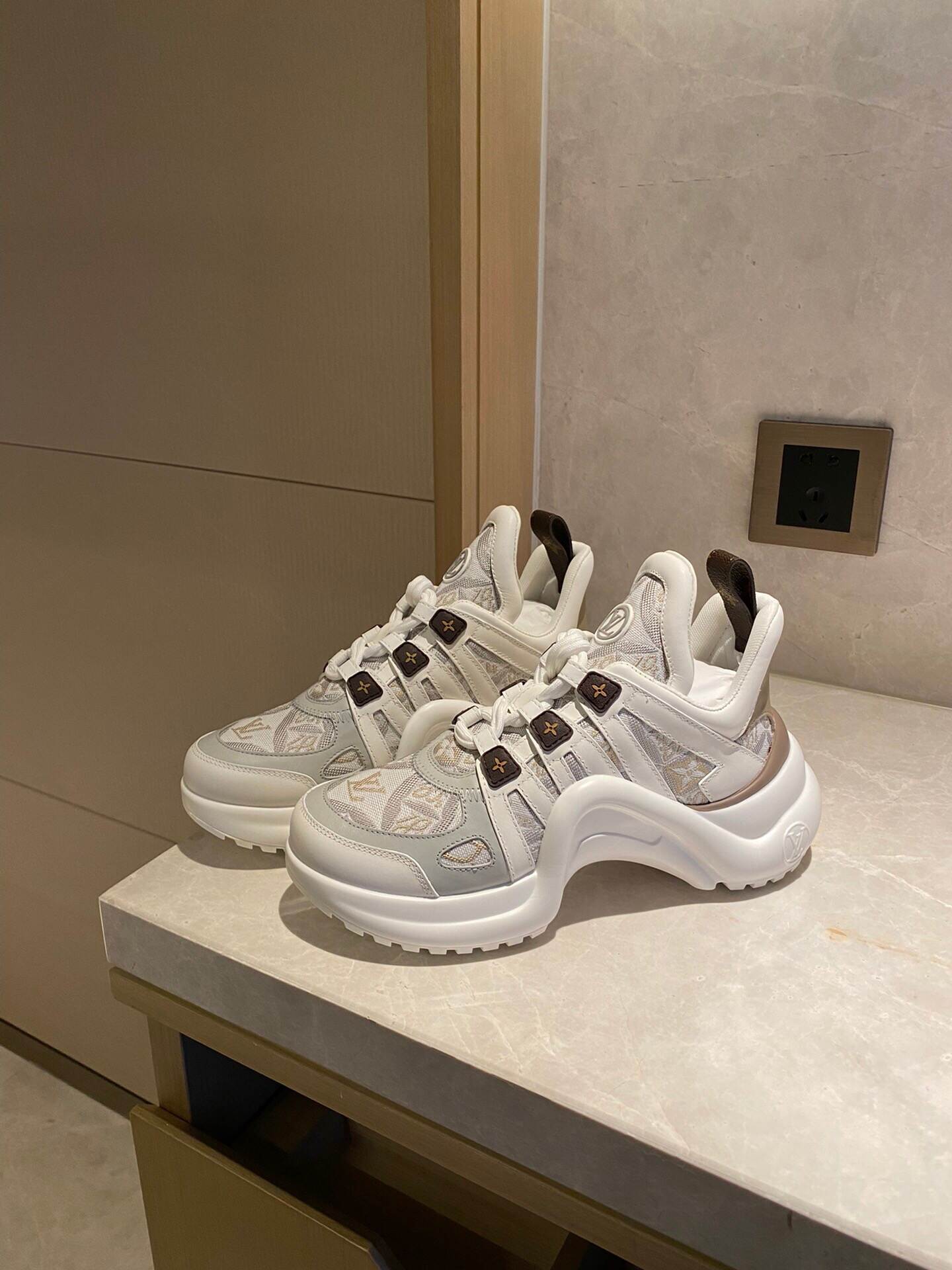 22022119_detail_3