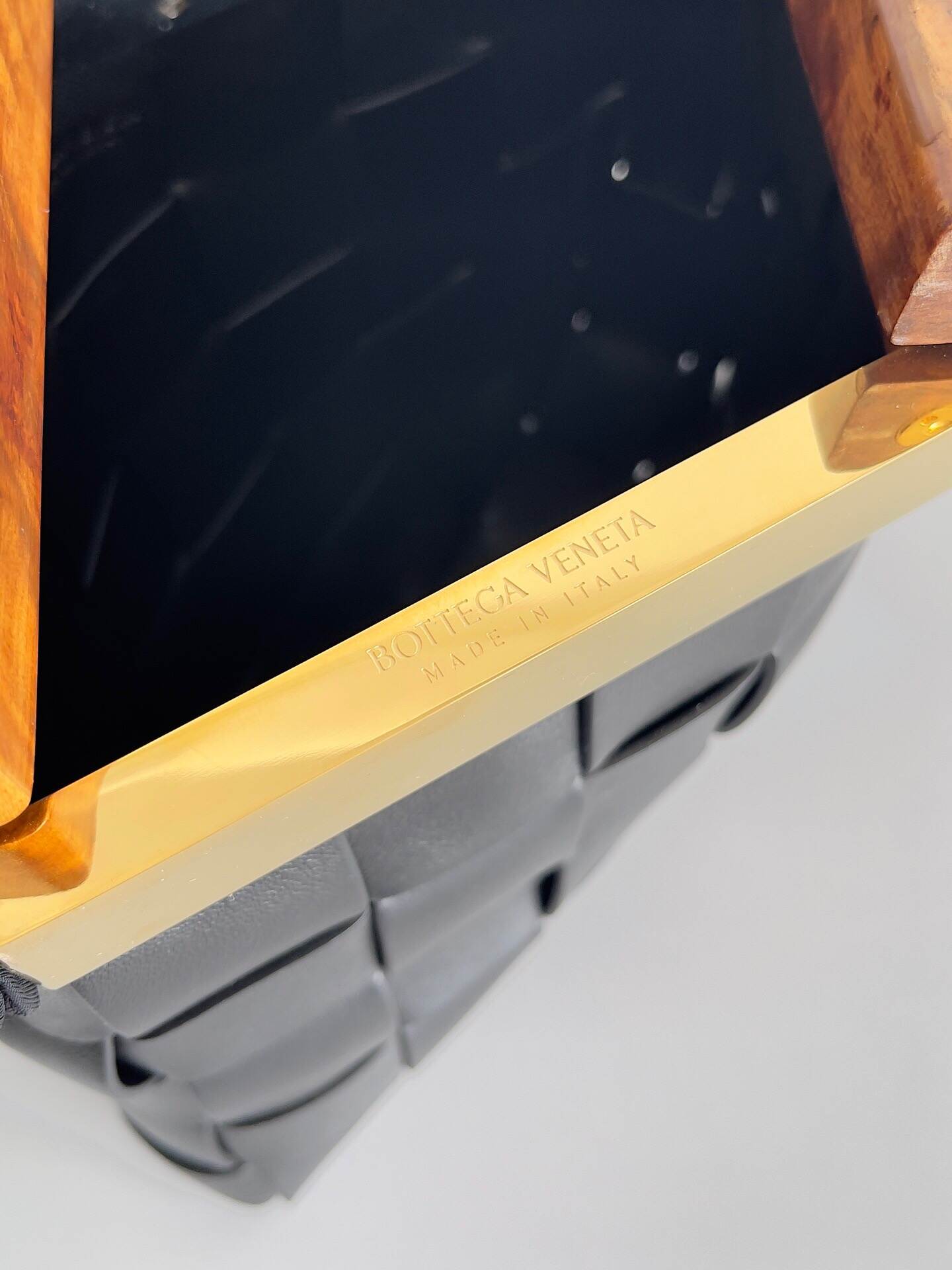22052359_detail_3