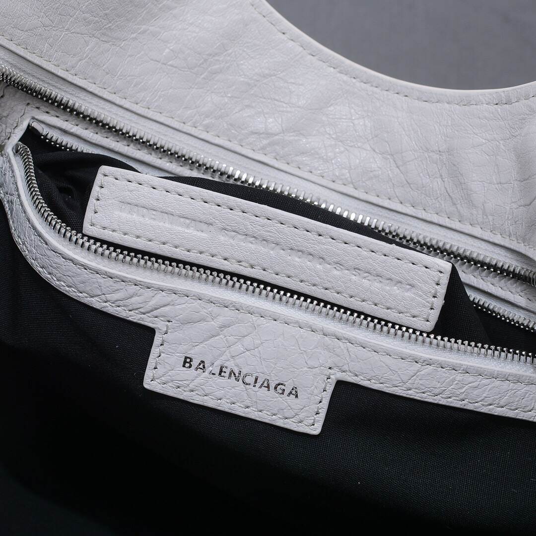221216216_detail_7