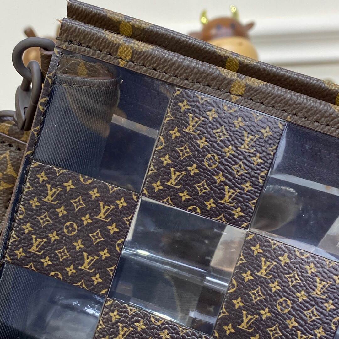 23033132_detail_5