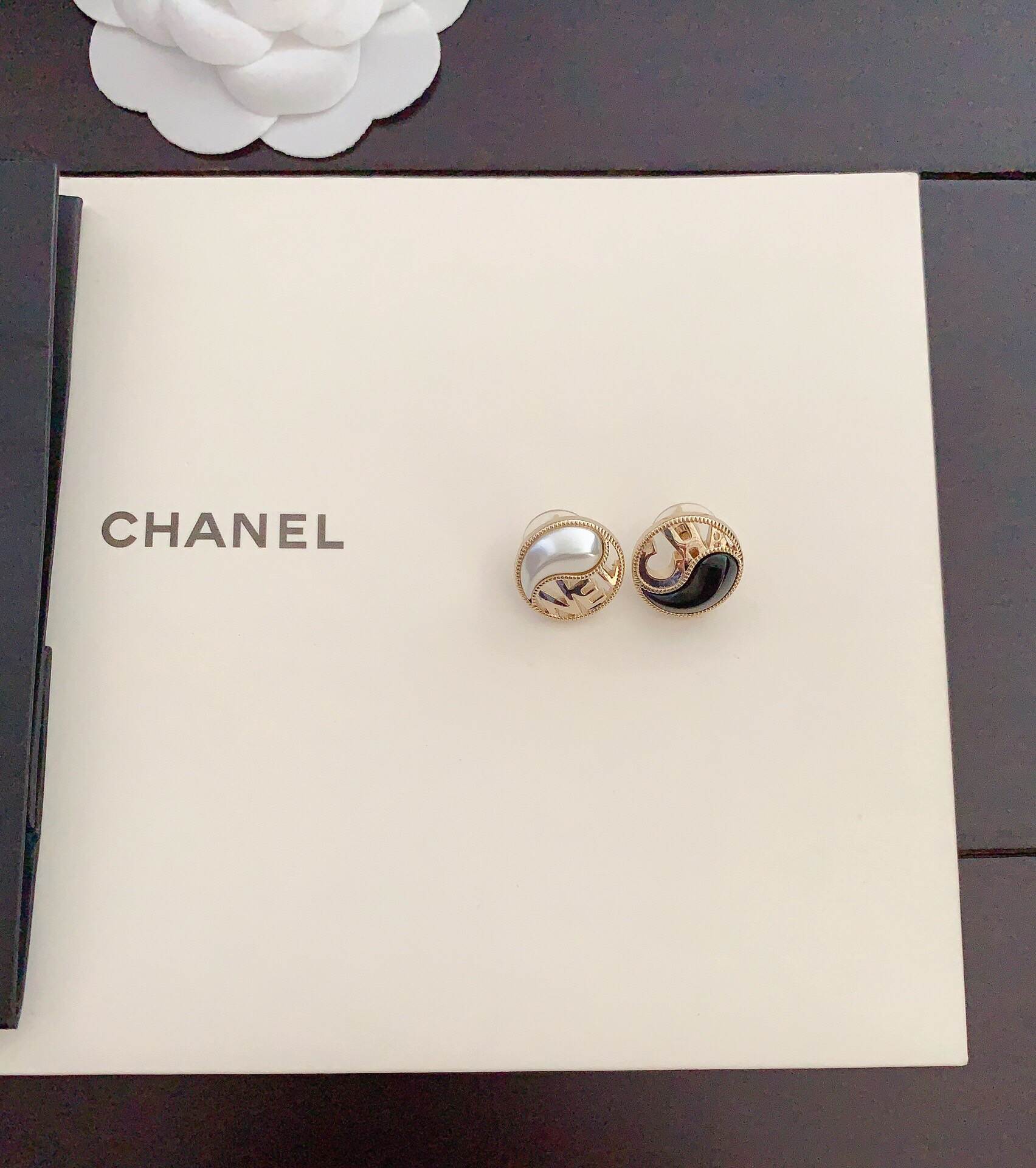 230704208_detail_1