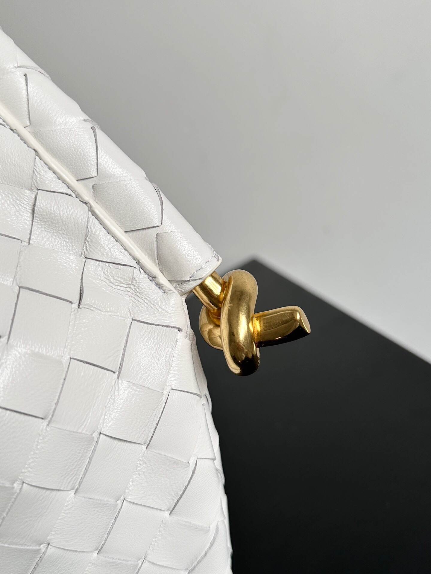 23090559_detail_5