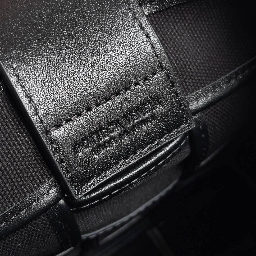 23090959_detail_7