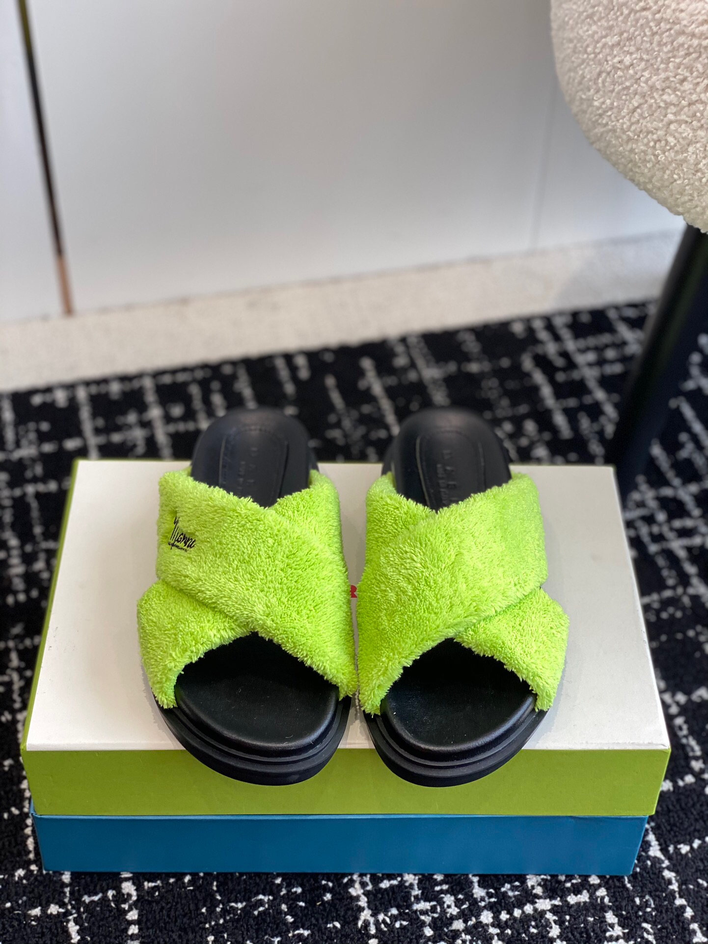 23113012819_detail_0