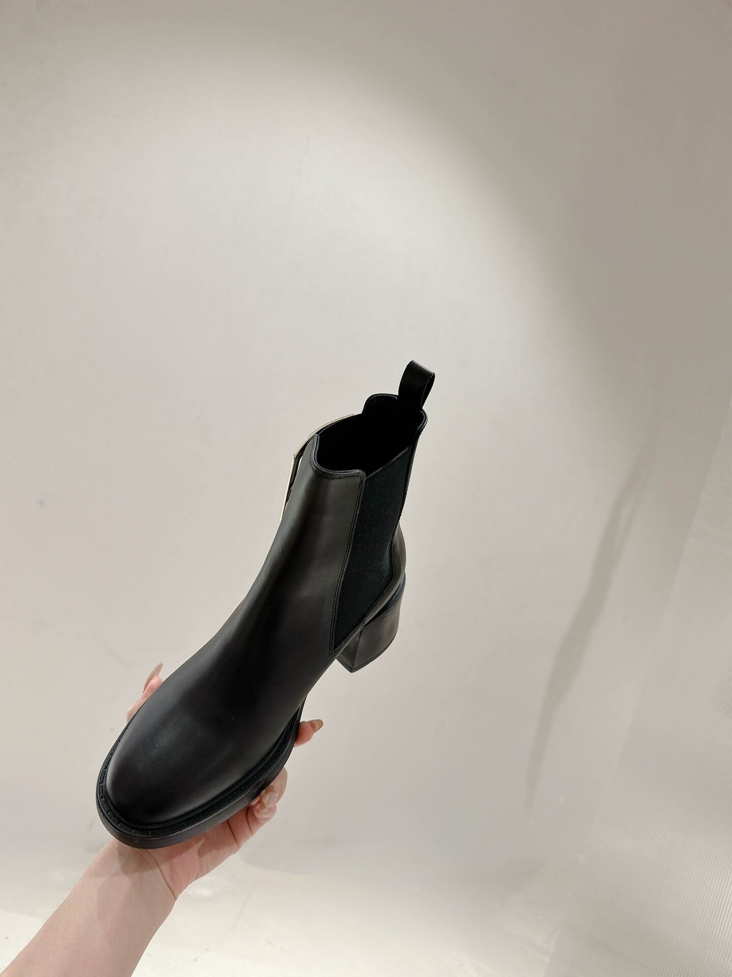 23113012819_detail_2