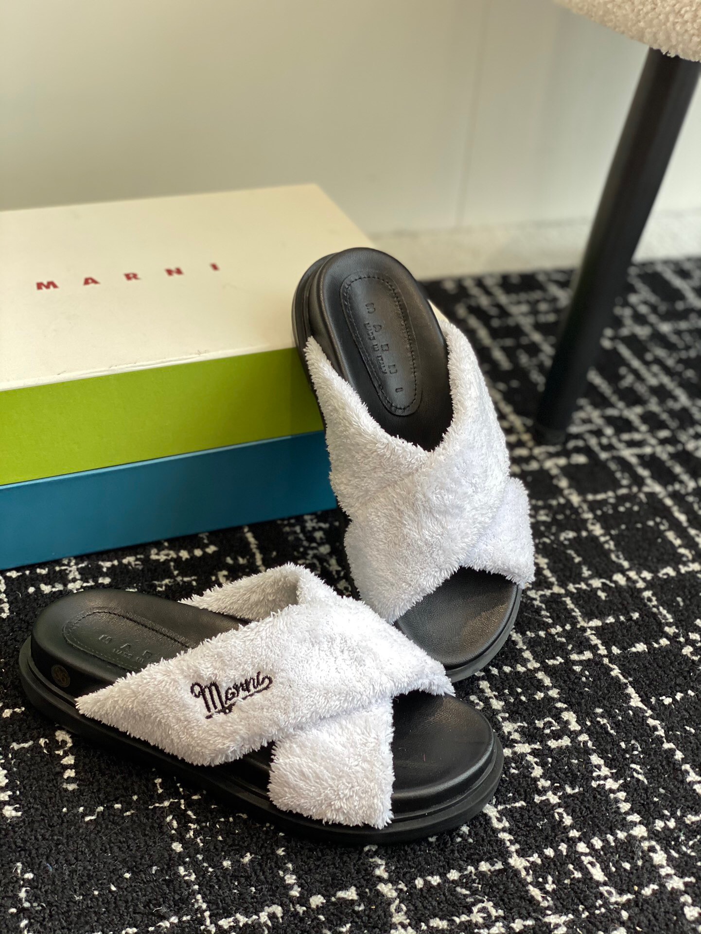 23113012819_detail_3