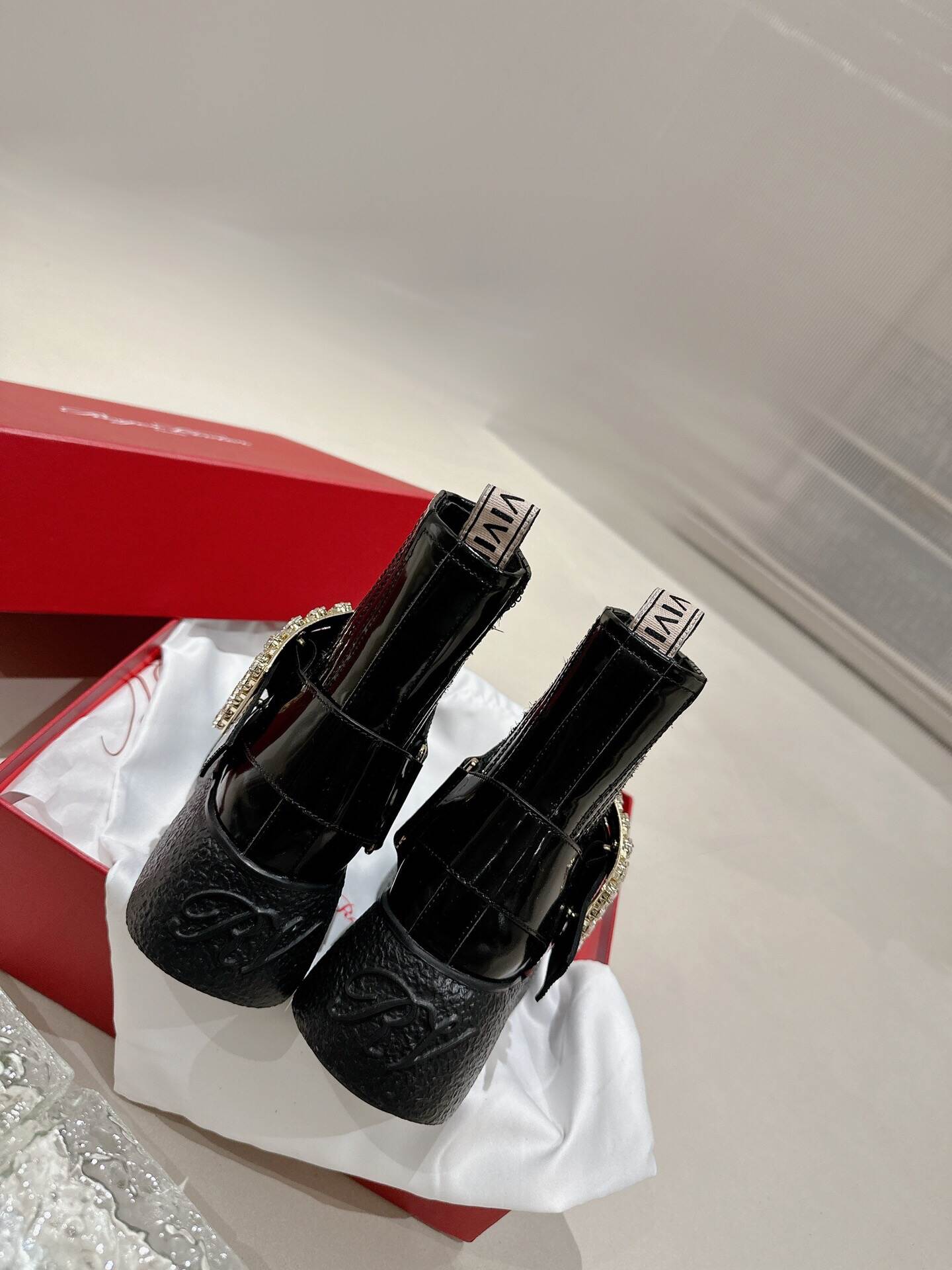 23120419_detail_6
