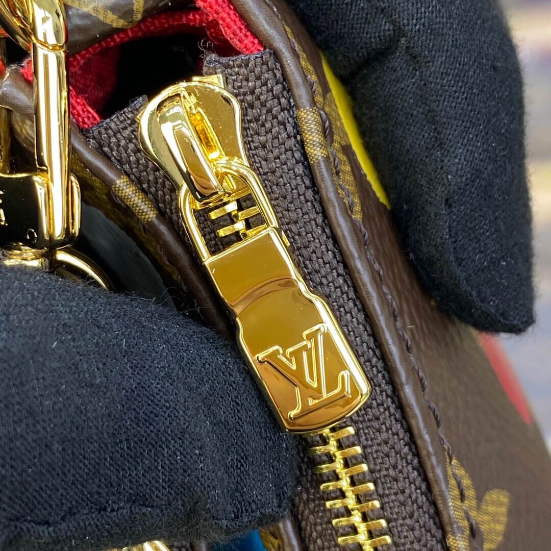 23121332_detail_7