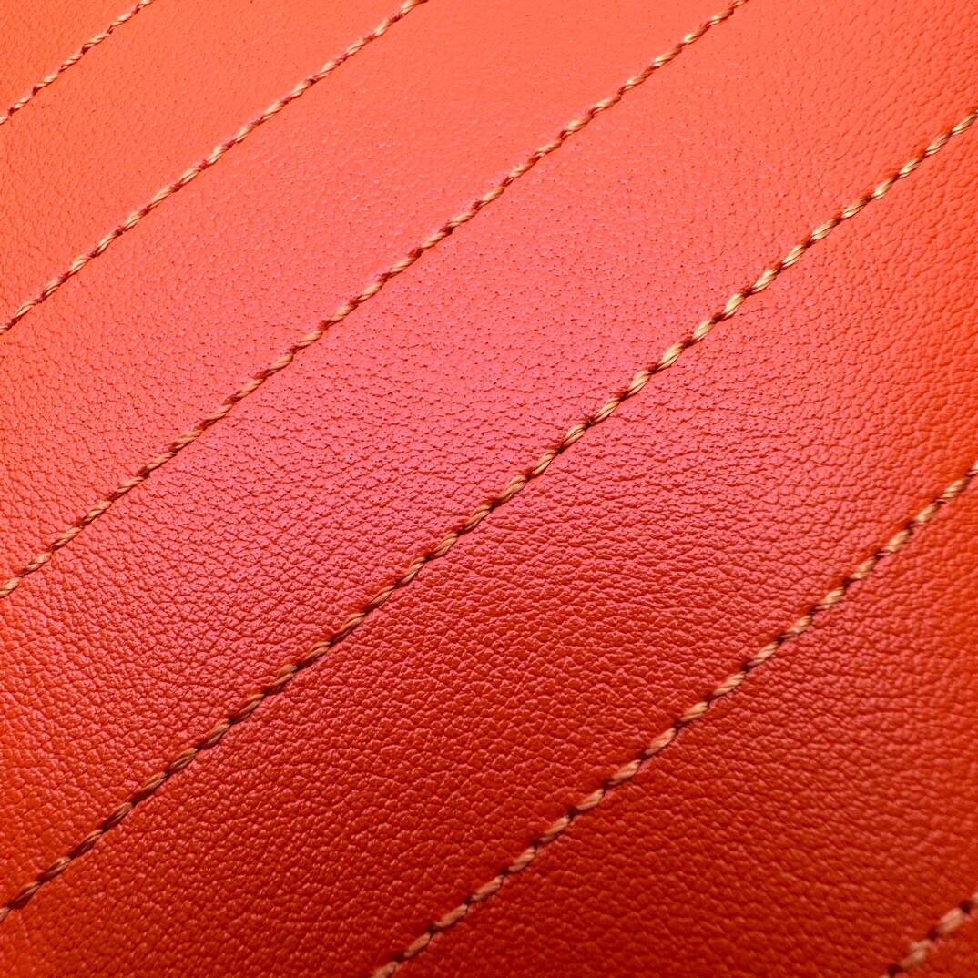24010528_detail_5