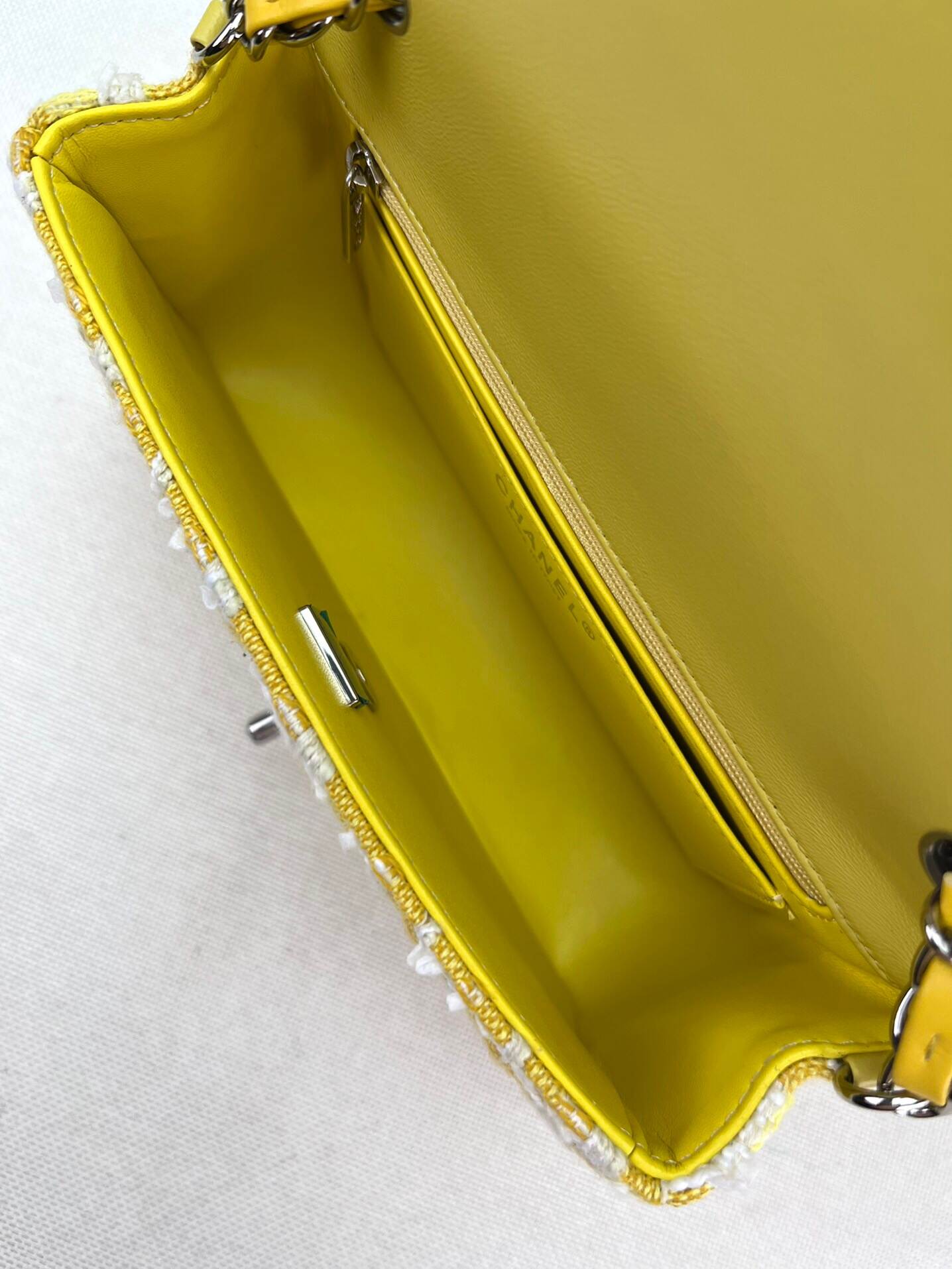 240402193_detail_6