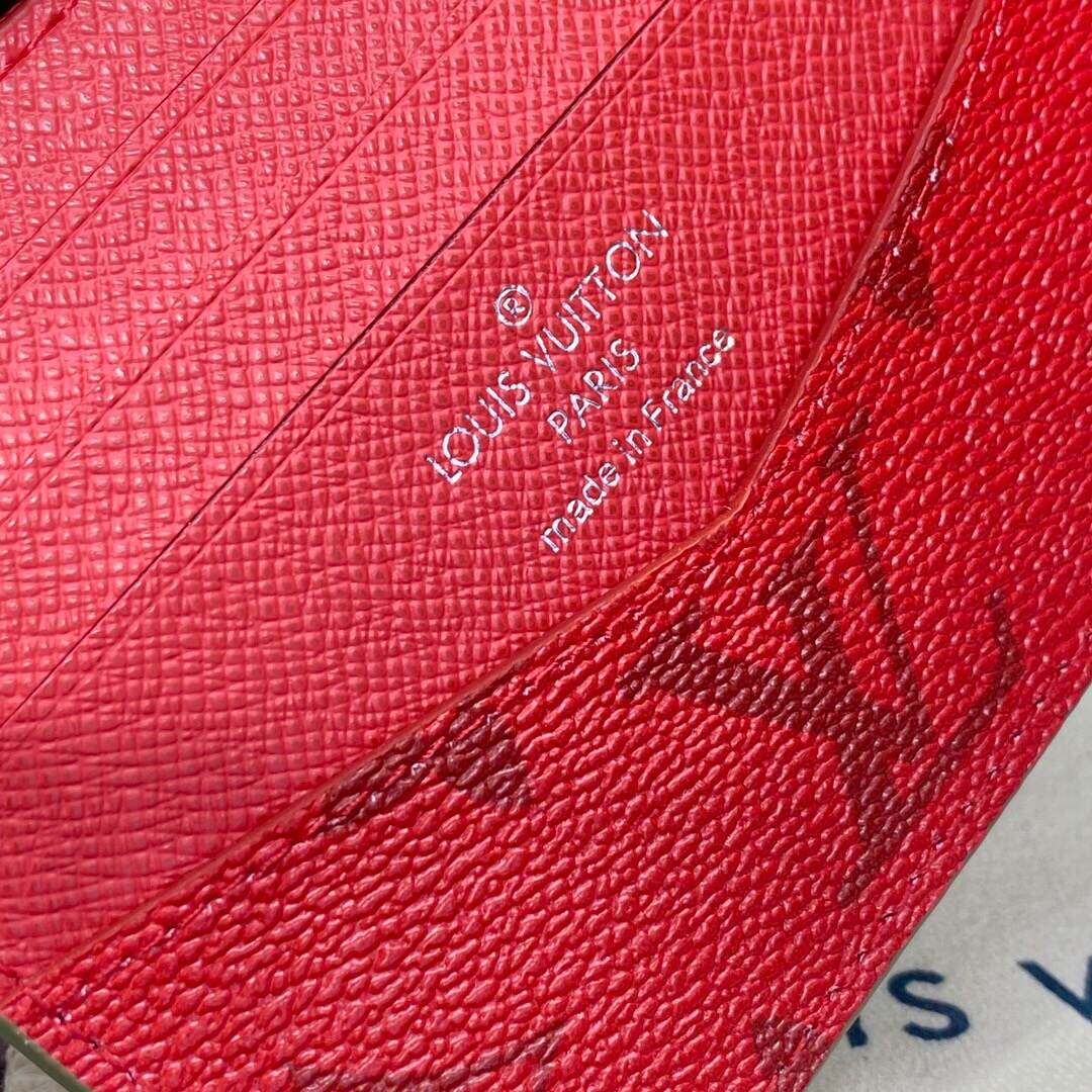 24040932_detail_4