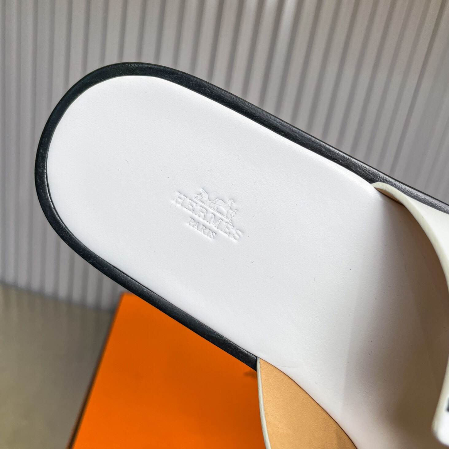24041719_detail_5