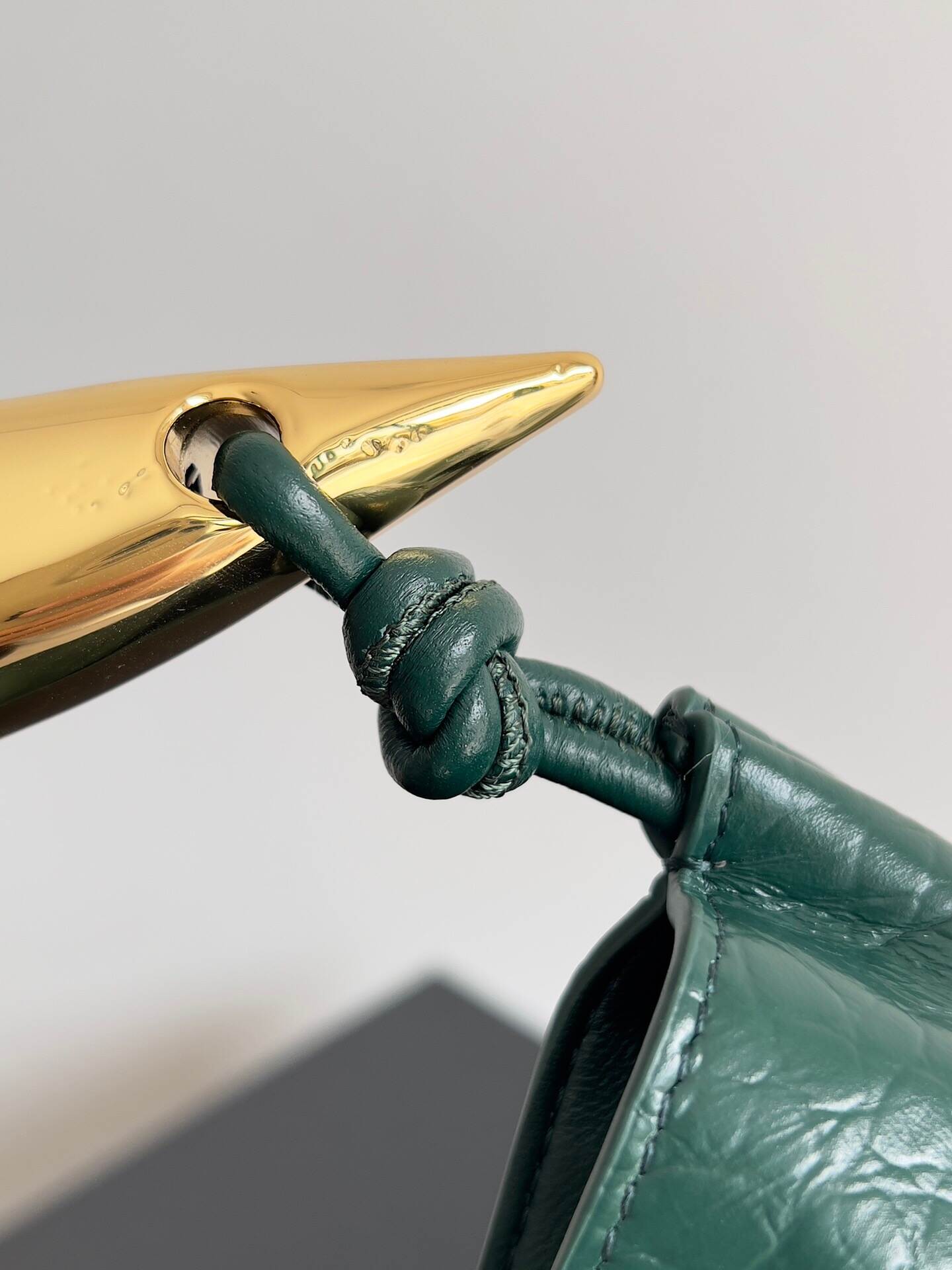 24053059_detail_5