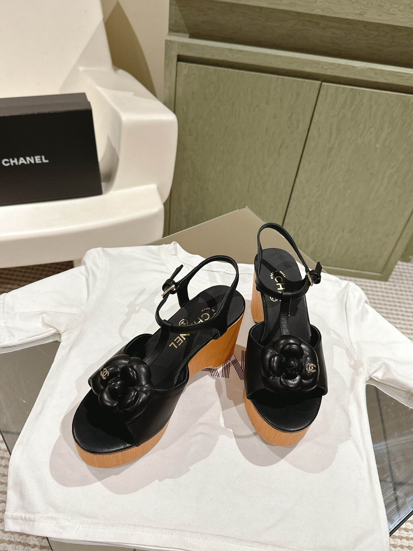 240619128_detail_2