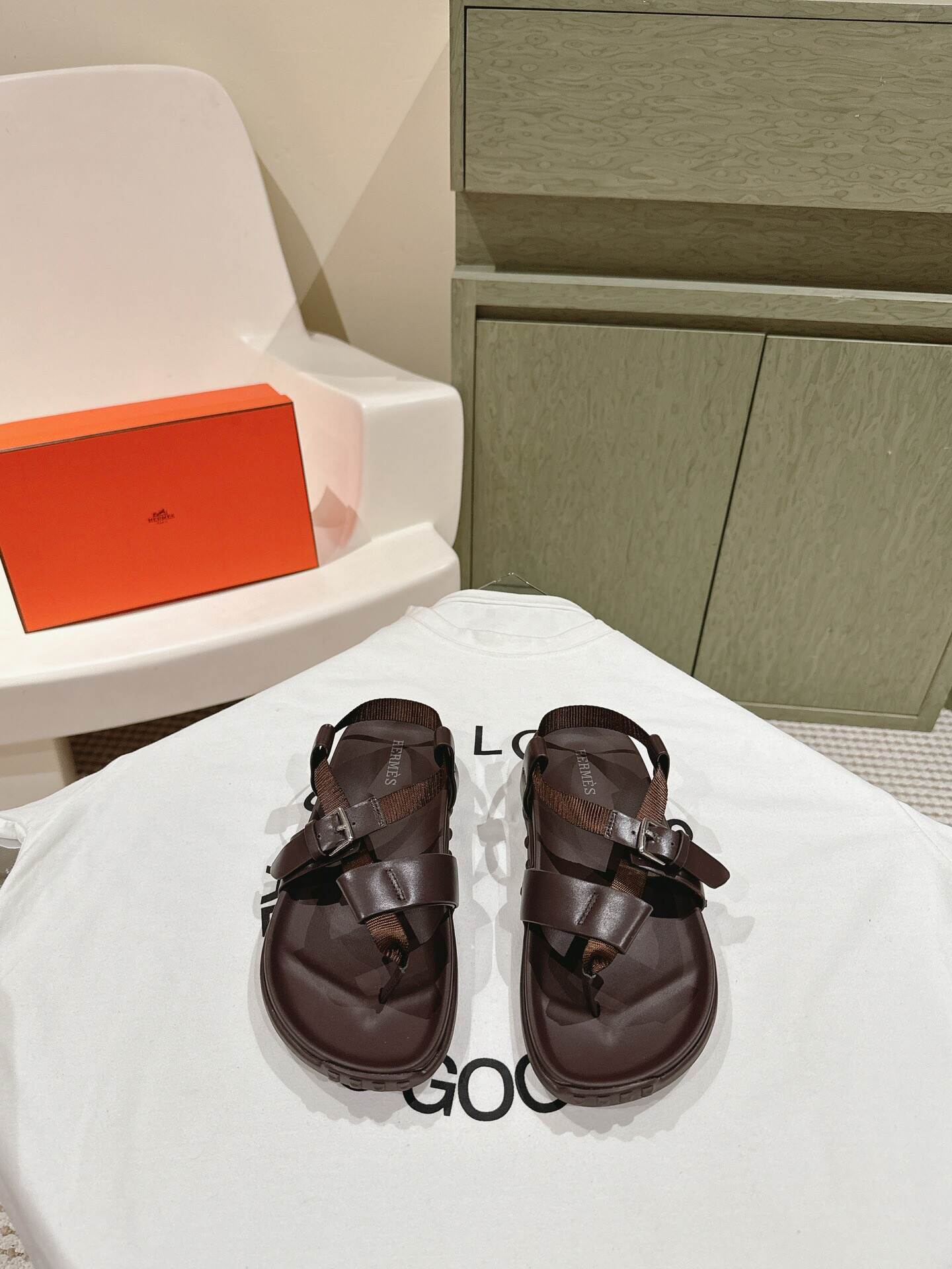 240626128_detail_0