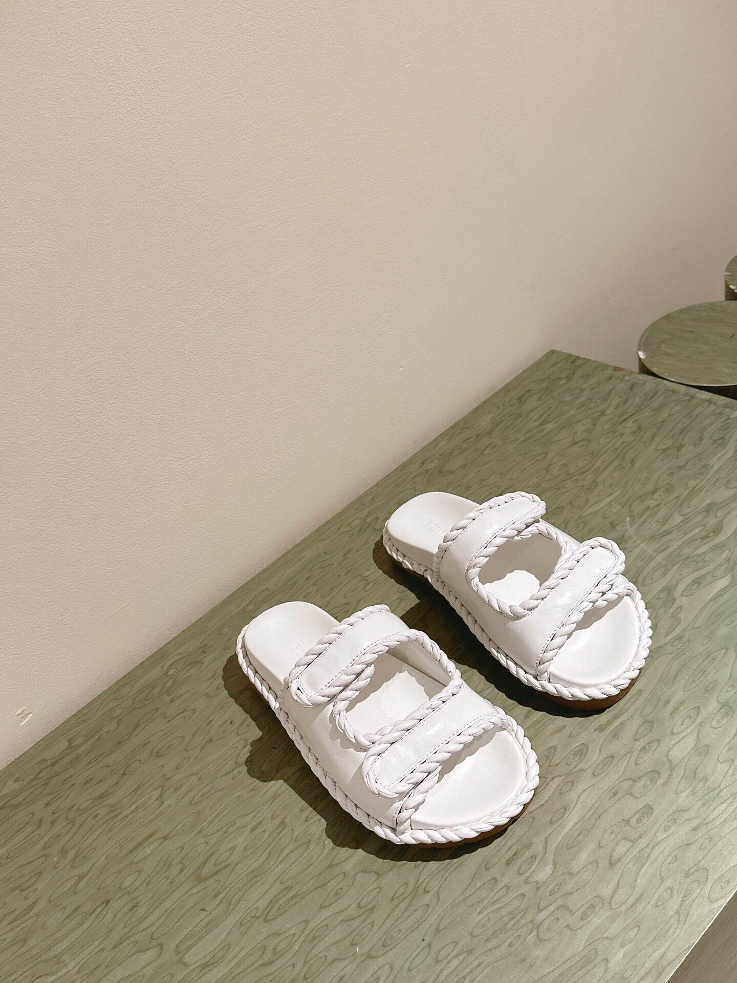 240626128_detail_6