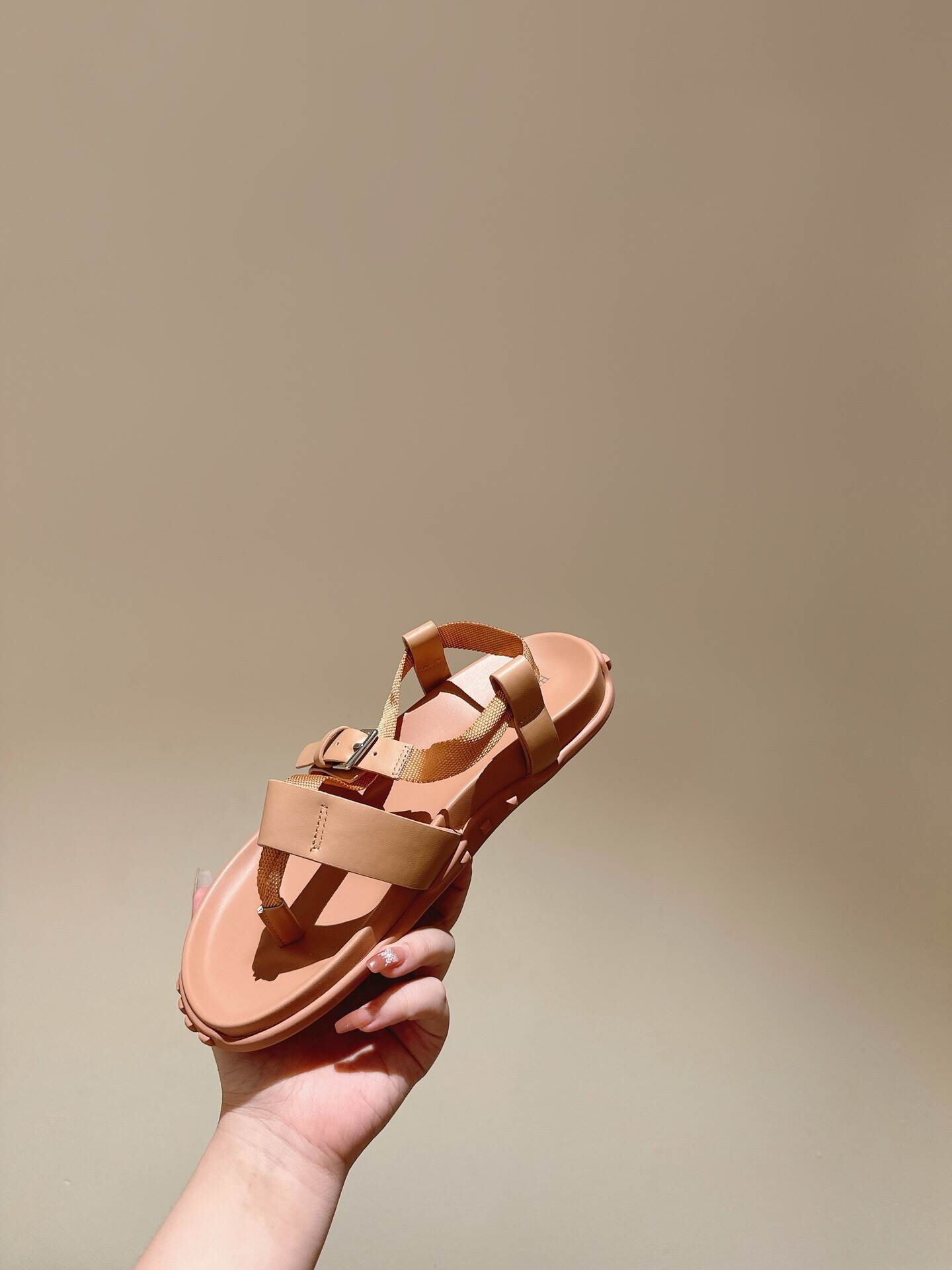 240626128_detail_8