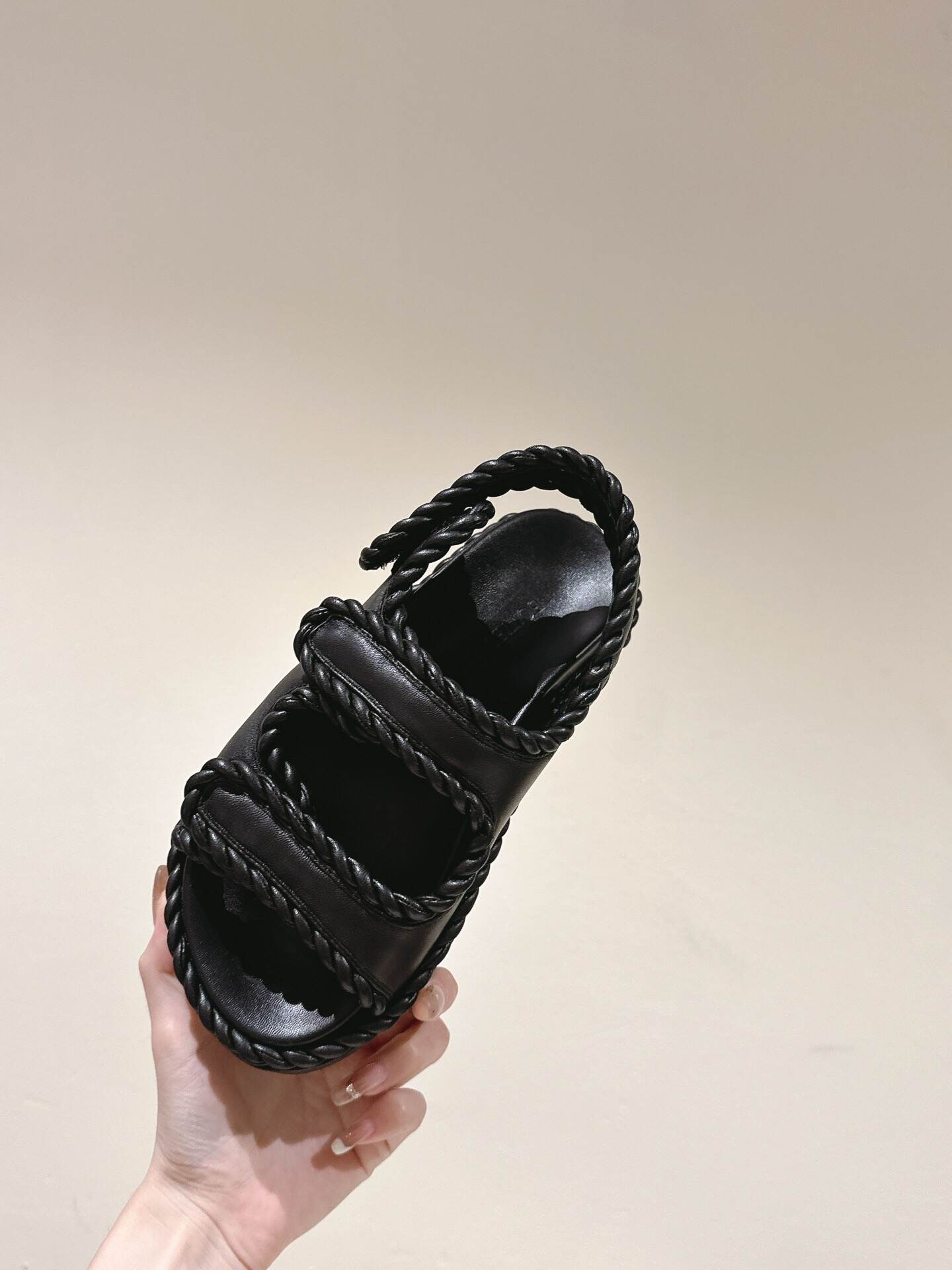 240626128_detail_8