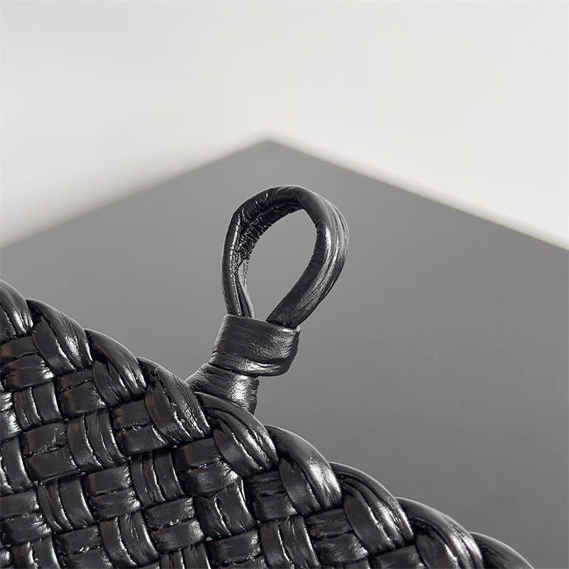 24081659_detail_3