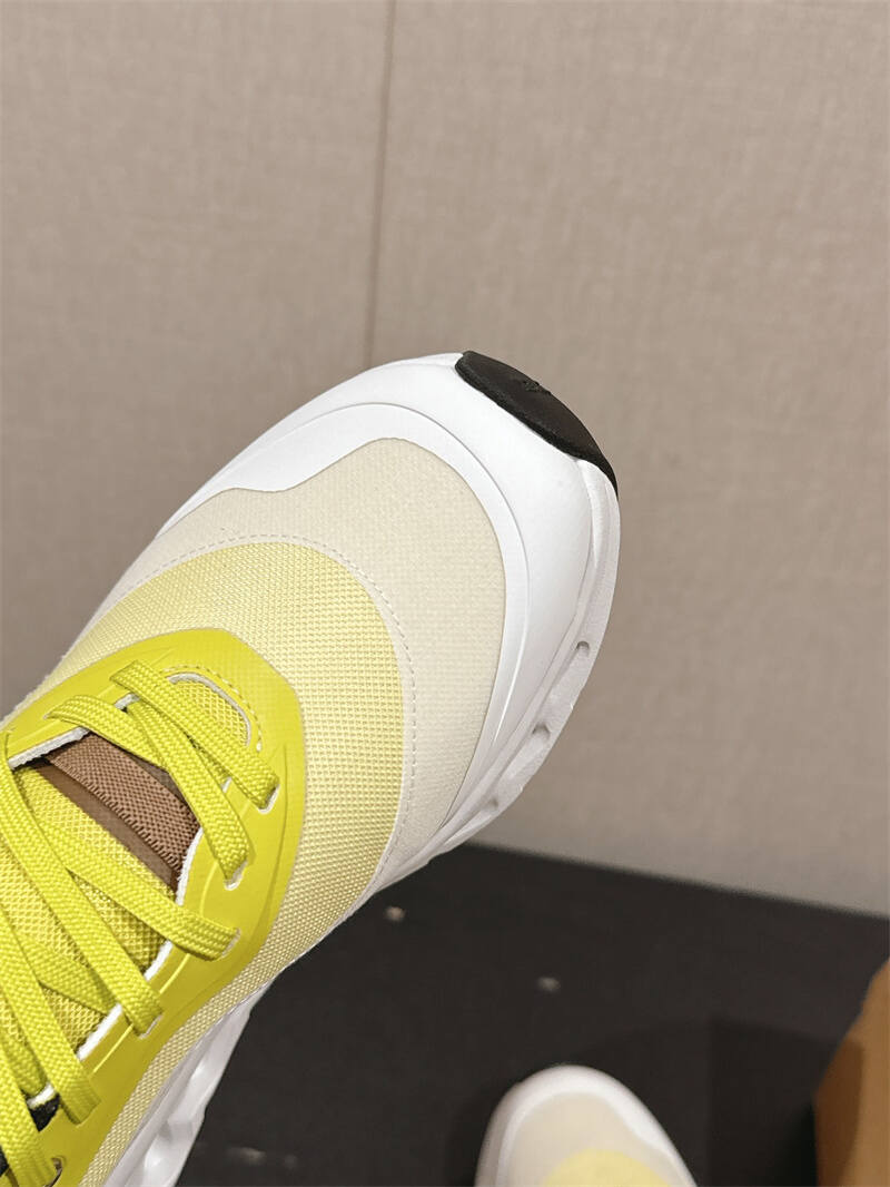 240824128_detail_5