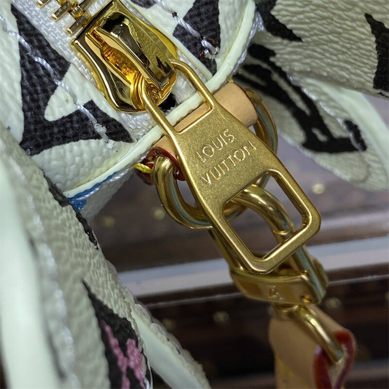 24092032_detail_5