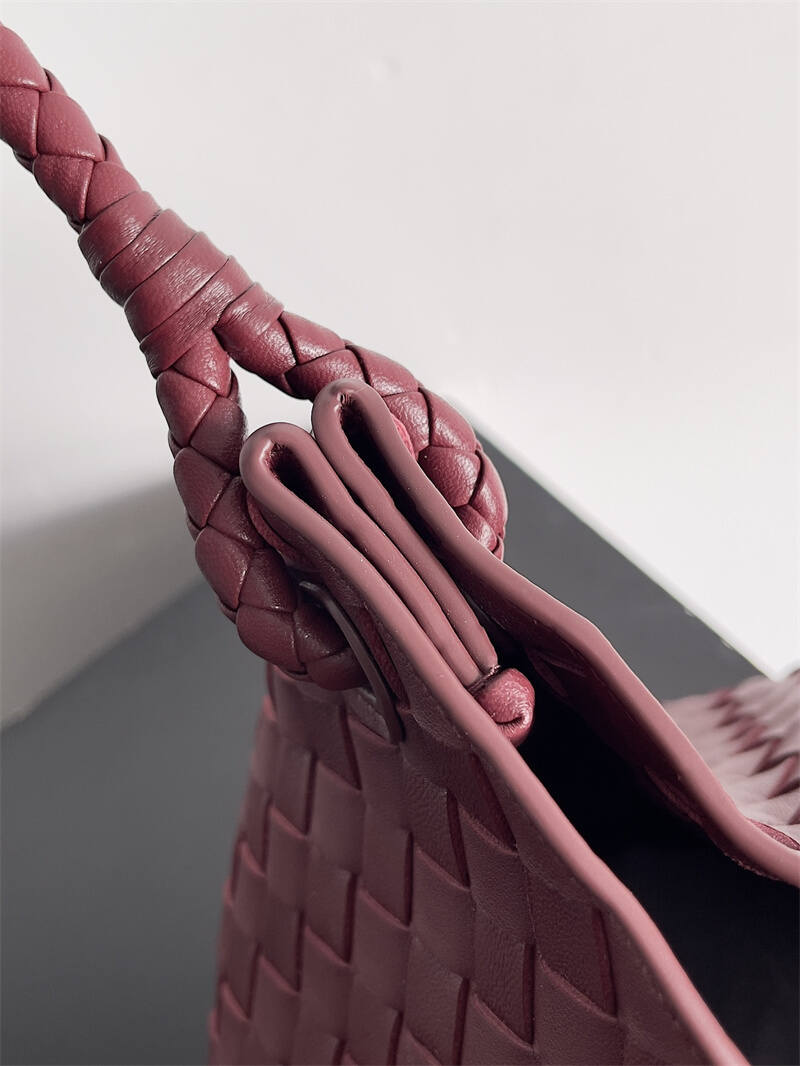 24100259_detail_5
