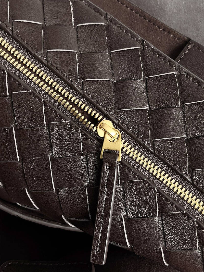 24112159_detail_8