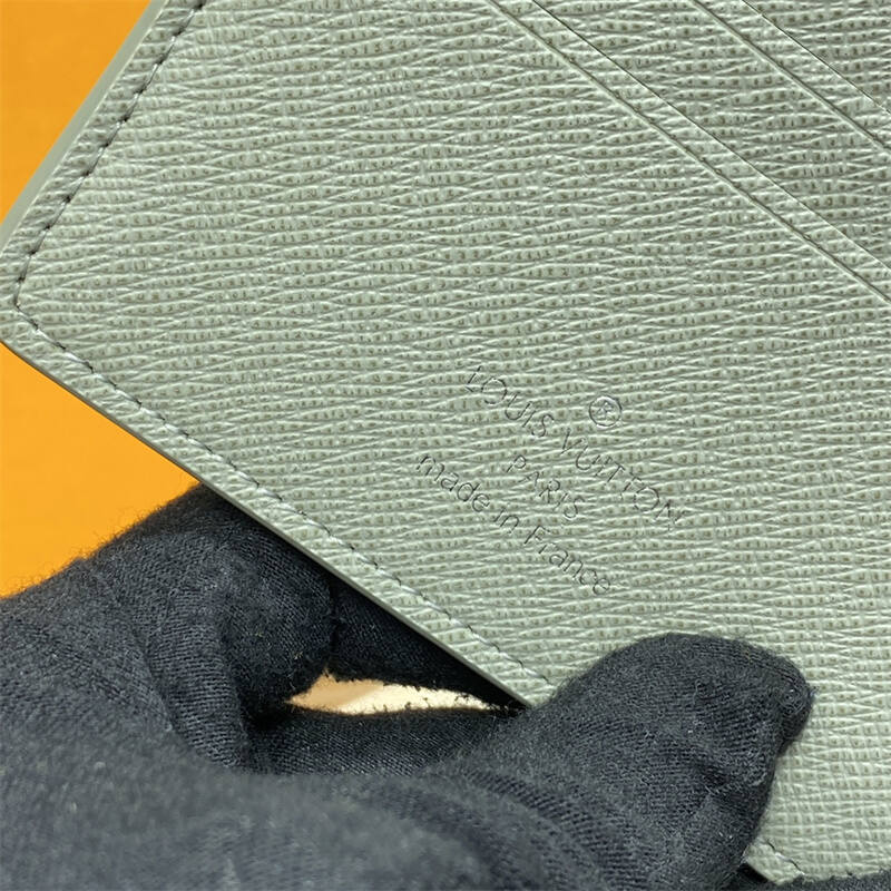 24112332_detail_7