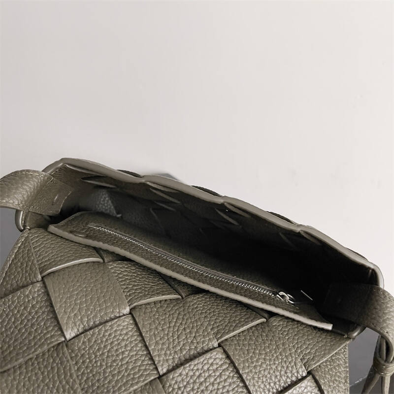 24112859_detail_5