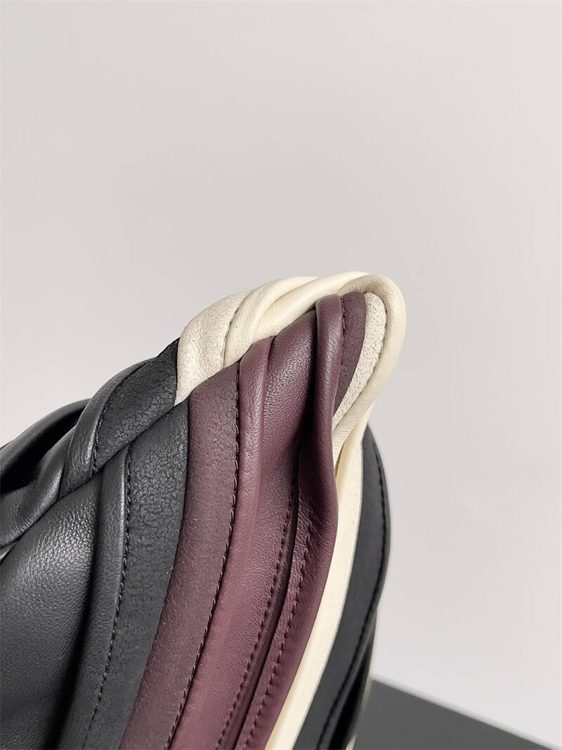 24112959_detail_4