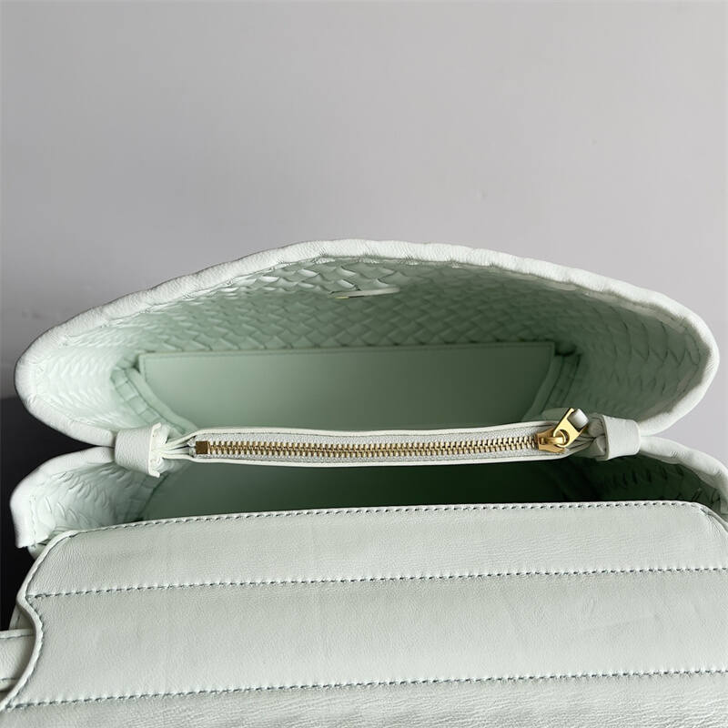 24112959_detail_6