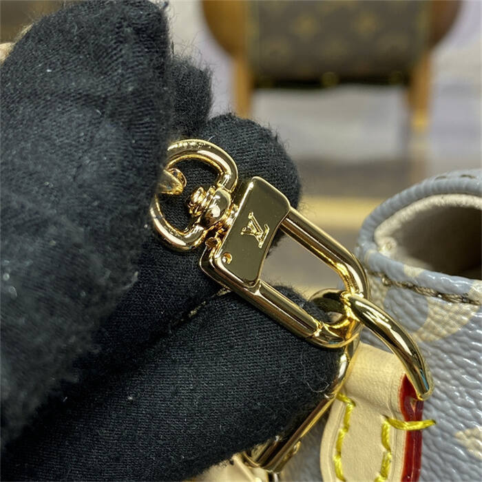 24122832_detail_5