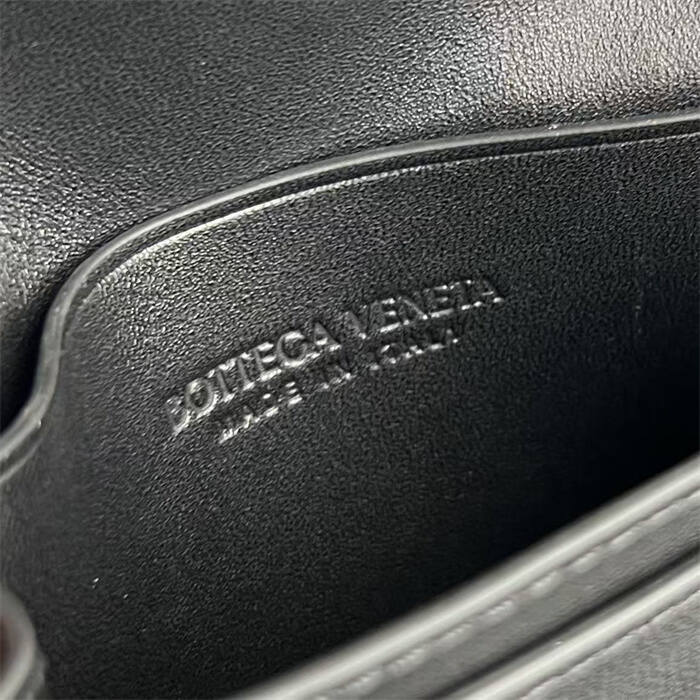 25061959_detail_8