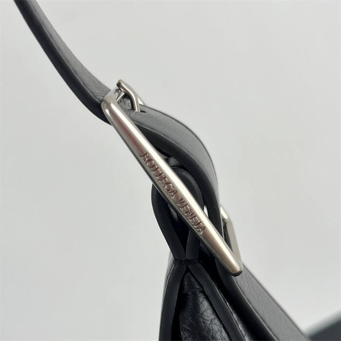 25072859_detail_4