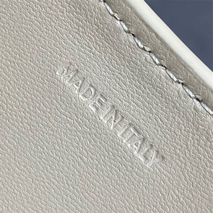 251110_detail_4