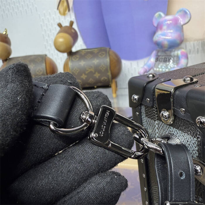 26040832_detail_6